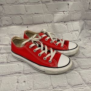 Converse Red Unisex shoes size M4/W6